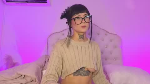 Snapshot of axarasss chatting on 05.19.26 axarasss online show from 05.19.26
