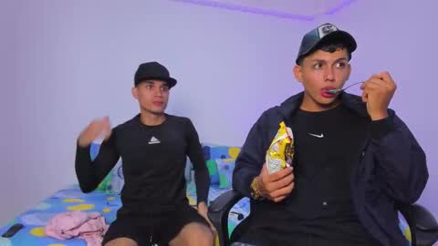 AXEL online show from 11.27.25