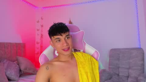 AXEL online show from 05.05.26