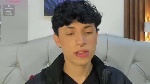 Snapshot of axel_evanss chatting on 05.29.26 Axel Evanss online show from 05.29.26