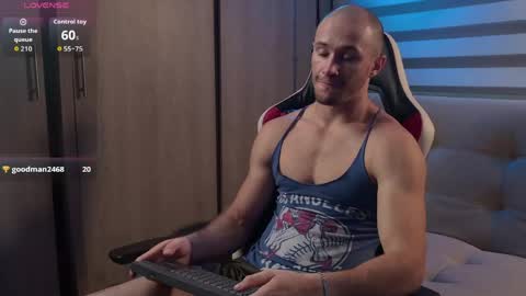 Axel Fairchaild online show from 04.17.26