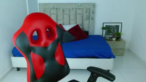 Axel online show from 02.07.26
