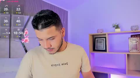 axel_grey_ online show from 07.02.26