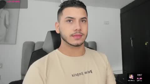 axel_grey_ online show from 07.12.26