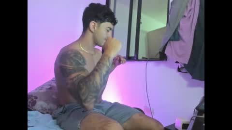Snapshot of axel_hendrick chatting on 07.03.26 axel_hendrick online show from 07.03.26