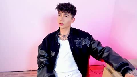 Axel online show from 01.16.26