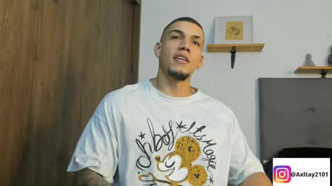 Snapshot of axel_taylor21 chatting on 04.24.26 INDEPENDENT MODEL online show from 04.24.26