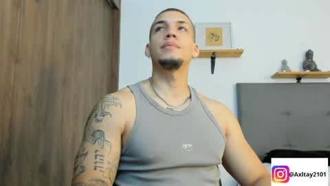 Snapshot of axel_taylor21 chatting on 05.21.26 INDEPENDENT MODEL online show from 05.21.26
