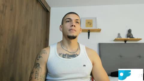 Snapshot of axel_taylor21 chatting on 05.22.26 INDEPENDENT MODEL online show from 05.22.26