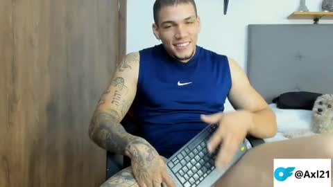 Snapshot of axel_taylor21 chatting on 05.29.26 INDEPENDENT MODEL online show from 05.29.26
