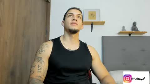 Snapshot of axel_taylor21 chatting on 07.15.26 INDEPENDENT MODEL online show from 07.15.26