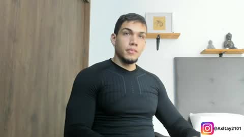 Snapshot of axel_taylor21 chatting on 07.15.26 INDEPENDENT MODEL online show from 07.15.26