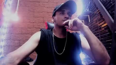 Snapshot of axell_cross2 chatting on 01.29.25 Axell Cross2 online show from 01.29.25