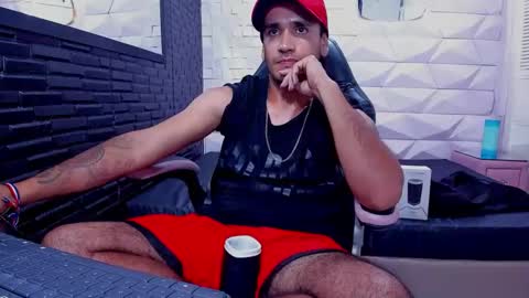 Snapshot of axell_cross2 chatting on 01.30.25 Axell Cross2 online show from 01.30.25