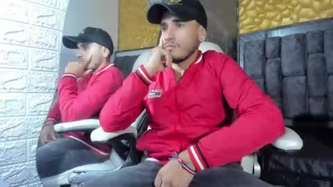 Snapshot of axell_cross2 chatting on 03.05.25 Axell Cross2 online show from 03.05.25