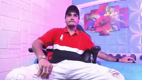 Snapshot of axell_cross2 chatting on 09.19.25 Axell Cross2 online show from 09.19.25