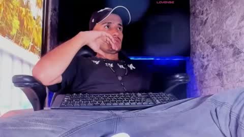 Axell Cross2 online show from 03.12.26