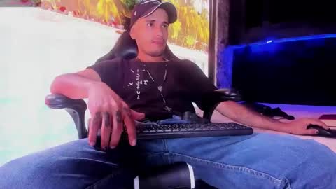 Axell Cross2 online show from 03.14.26