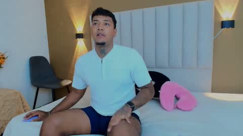 Axell online show from 04.15.26