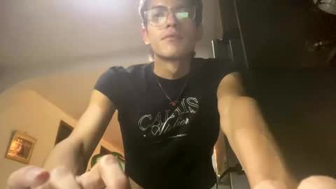 Axel  online show from 12.30.24