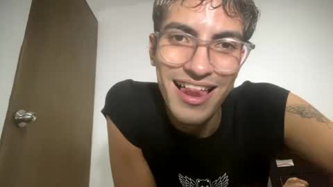 Axel  online show from 01.23.25