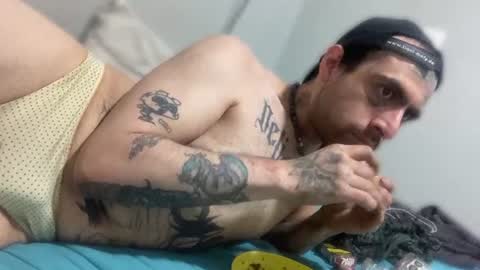 Snapshot of axelpadilla98 chatting on 06.29.26 deliciosodemente online show from 06.29.26