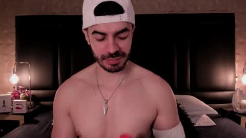 Axel Thompsom online show from 11.12.25