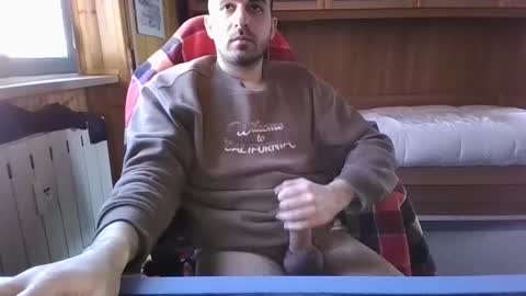 Axel online show from 12.31.24