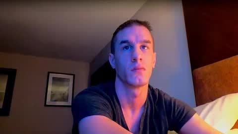 Axl online show from 03.03.25