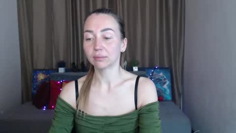 Jully online show from 03.08.25