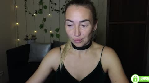 Jully online show from 10.11.25