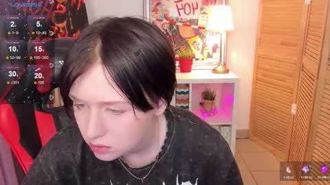 Snapshot of ayakskalermons chatting on 09.16.25 ayaks online show from 09.16.25