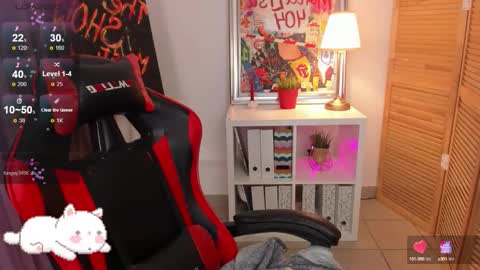 Snapshot of ayakskalermons chatting on 09.20.25 ayaks online show from 09.20.25