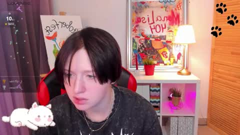 Snapshot of ayakskalermons chatting on 09.23.25 ayaks online show from 09.23.25