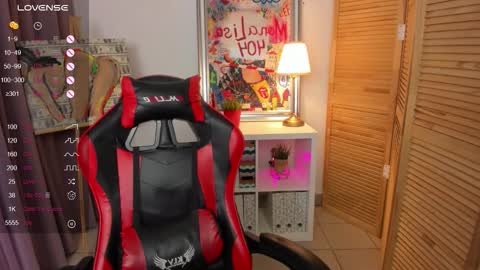 Snapshot of ayakskalermons chatting on 10.11.25 ayaks online show from 10.11.25