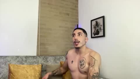 AYDAN STIVEN OF AYDANSTIVEN online show from 11.22.25