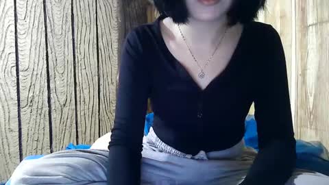 ayesha07 online show from 03.03.25