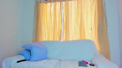 Mariana online show from 02.18.25