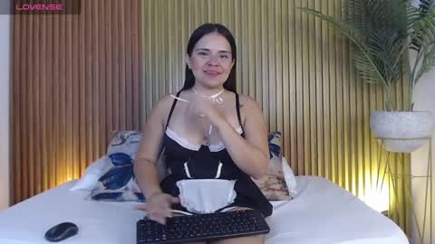 Snapshot of ayla13_ chatting on 01.24.25 Alyda Jaramillo online show from 01.24.25