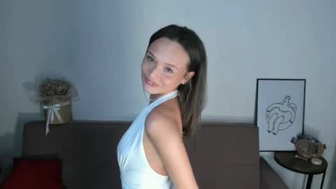 Snapshot of ayladrew chatting on 02.13.25 Hi my names Eva 3 online show from 02.13.25