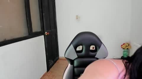 SandyMODELINDEPENDIENT online show from 09.21.25