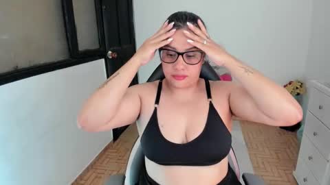 SandyMODELINDEPENDIENT online show from 10.02.25