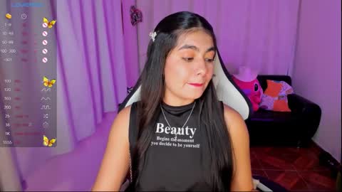 Snapshot of aylenmiller_ chatting on 10.01.25 Aylen online show from 10.01.25