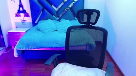 Aylin online show from 12.13.24