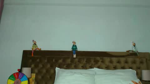 Aylin online show from 11.23.25