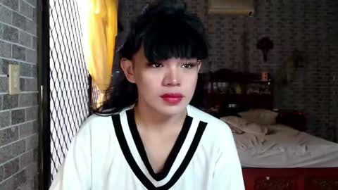 aymkyline online show from 12.15.25