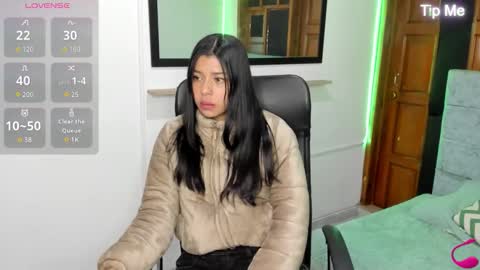 Snapshot of aysha_winxs chatting on 02.25.26 Aysha online show from 02.25.26