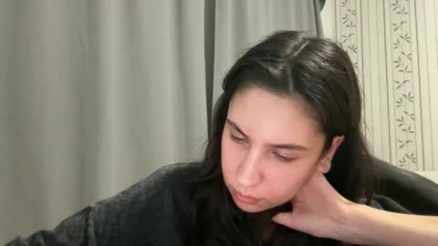 Snapshot of ayyababys chatting on 10.28.25 angel ayya online show from 10.28.25