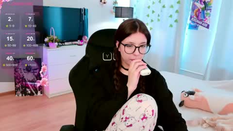 Snapshot of azaliya_haze chatting on 05.02.26 Azaliya online show from 05.02.26