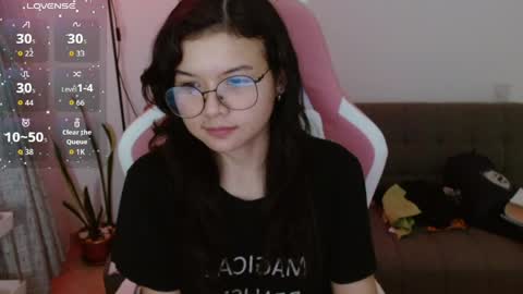 Azu  online show from 04.09.26